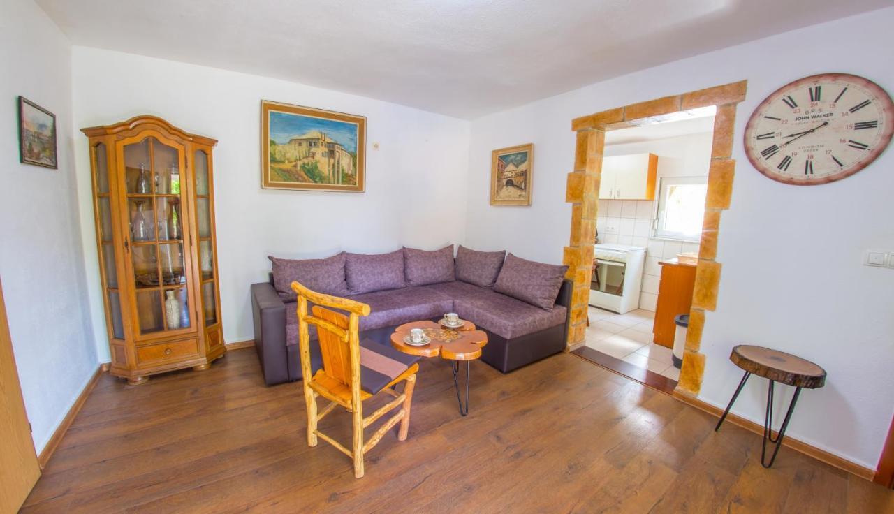 Holiday Home Narona Mostar Exterior foto